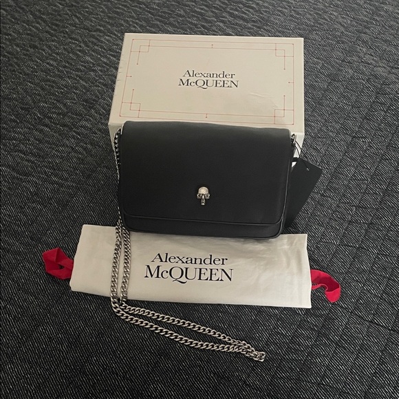 Alexander McQueen Black Crossbody Bag with Silver Chain - Picture 5 of 6